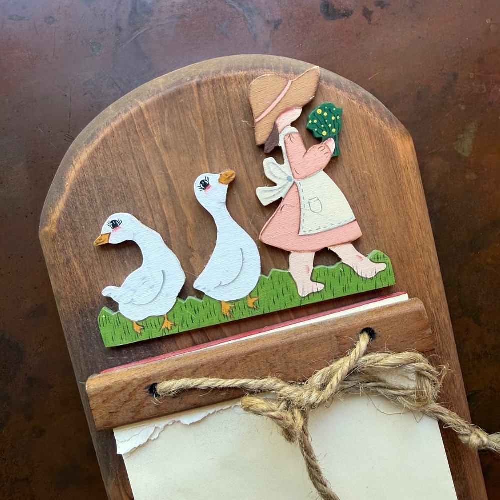 Vtg 90s Goose Wooden Note Board Key Rack Farmhouse Kitchen Country Girl Geese - Picture 2 of 6